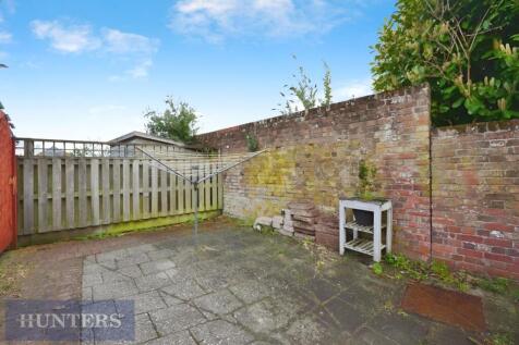 8e306b7a-garden.jpg