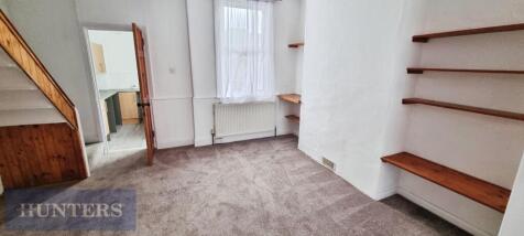 pbox-bedroom-331368.jpg