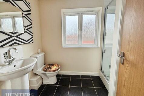 Ensuite.jpeg