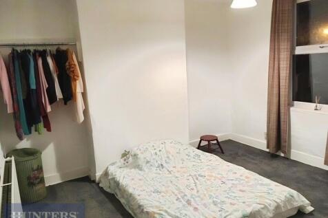 pbox-bedroom-343651.jpg