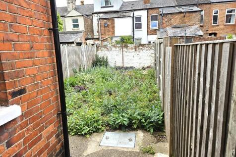 BACK GARDEN