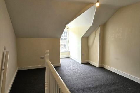 TOP BEDROOM