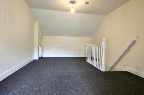 TOP BEDROOM