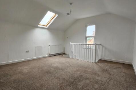 TOP BEDROOM