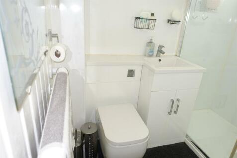shower room.JPG