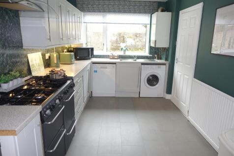 Kitchen 1.JPG