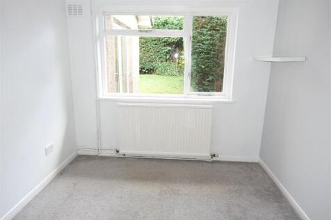 Dining Room / 4th Bedroom