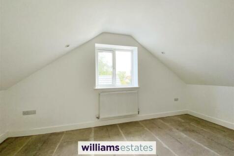 1st floor bed 4