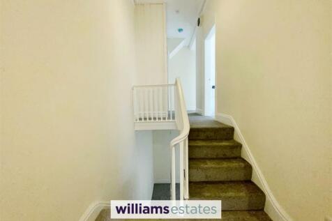 1st floor landing