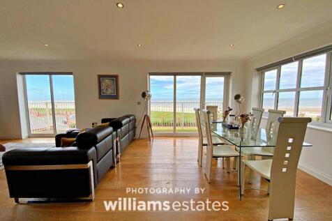 open plan dining