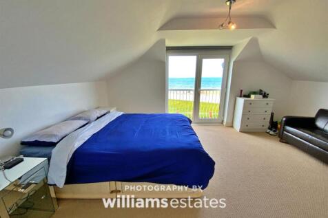 bedroom 1 (1st floor)