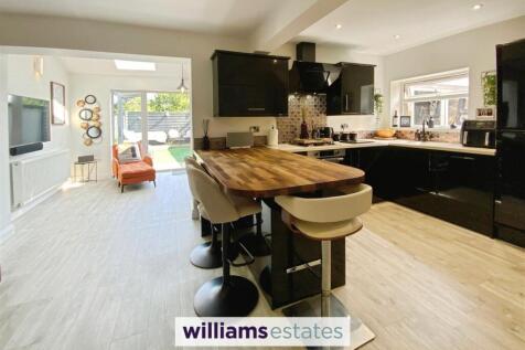kitchen/living