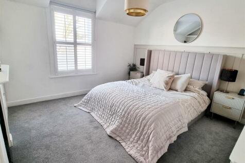 11 Bed 2 (1).jpg