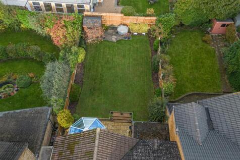 27. 19 Heath Croft Road drone-4 (Large).jpg
