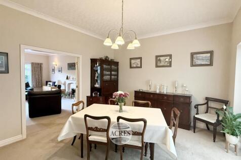 also dining use (Large).jpg