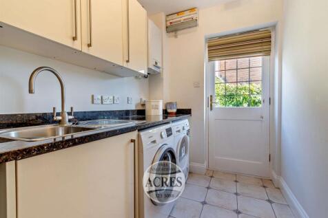 8618939-interior38-800 (Large).jpg