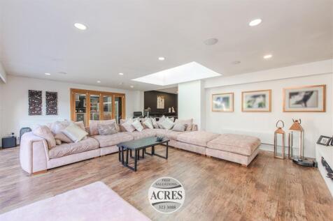 Thornhill (23) (Large).jpg