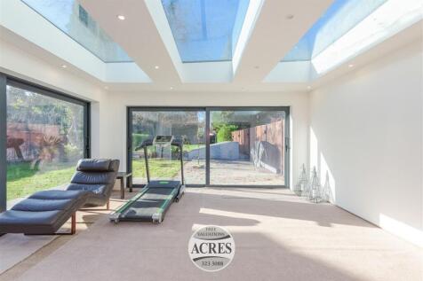 Thornhill (32) (Large).jpg