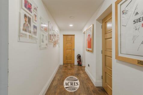 Thornhill (34) (Large).jpg