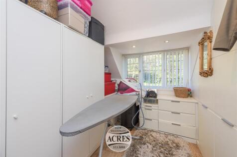 Thornhill (50) (Large).jpg