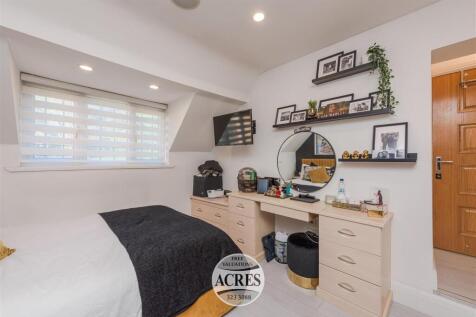 Thornhill (56) (Large).jpg