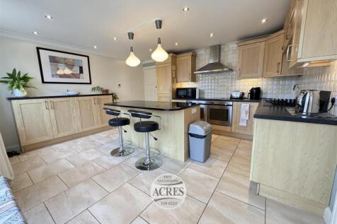 IMG_0926 (Large).jpg