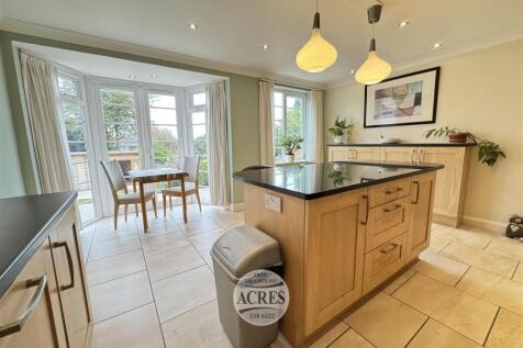 IMG_0948 (Large).jpg