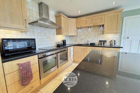 IMG_0954 (Large).jpg