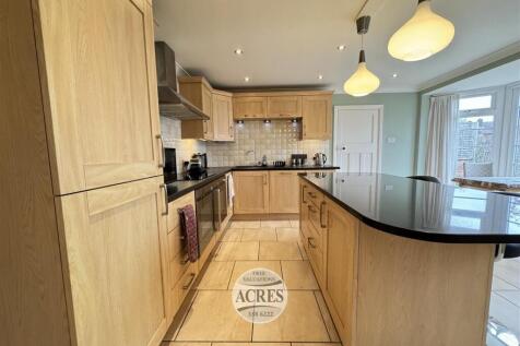 IMG_0900 (Large).jpg