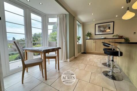 IMG_0968 (Large).jpg