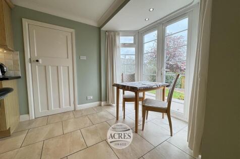 IMG_0911 (Large).jpg