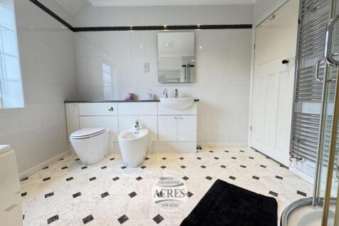 IMG_0810 (Large).jpg