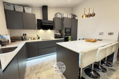 IMG_7140 (Large).jpg