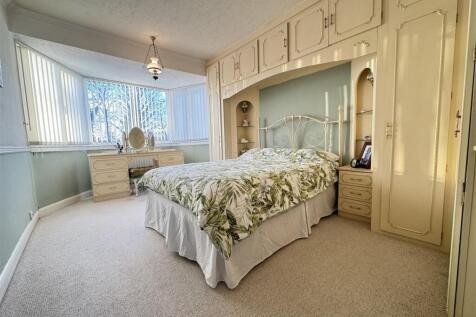 IMG_0945 (Large).JPG