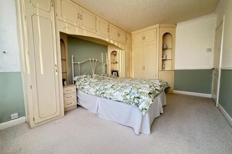 IMG_0949 (Large).JPG