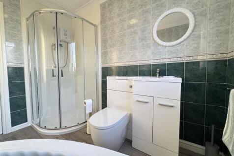 IMG_1016 (Large).JPG