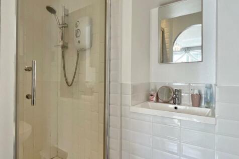 En-Suite Shower