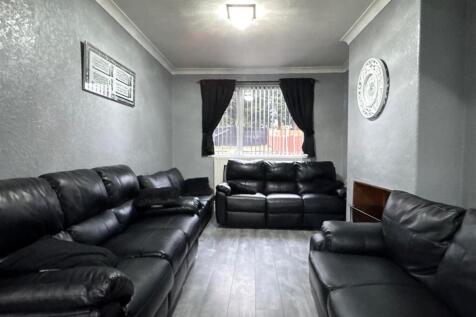Lounge 3.jpg