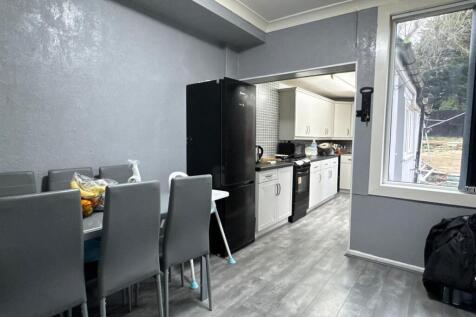 Dining area.jpg
