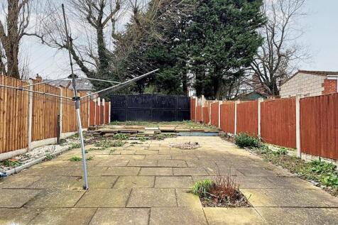 Garden 1 (3).jpg