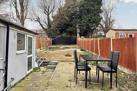 Garden 2 (2).jpg