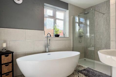 Comprehensive Bathroom