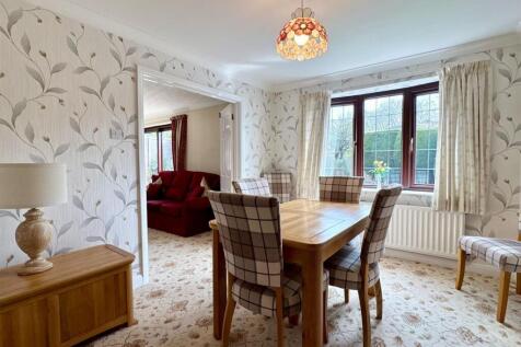 Dining room.jpg
