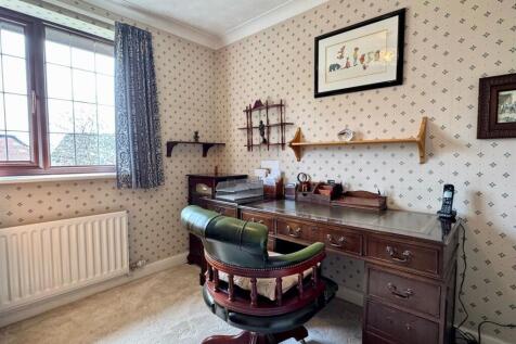 Bedroom 3 (1).jpg