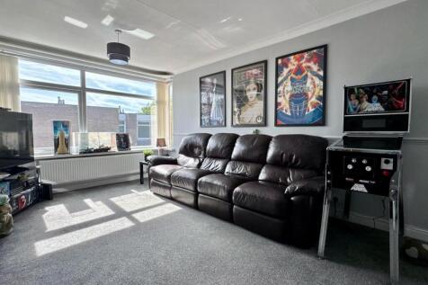 Lounge 2.jpg