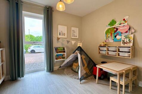 Dining/Play Room