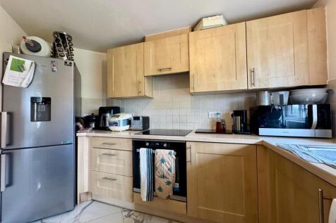 Kitchen..jpg