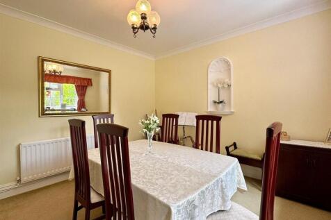 Dining room (2)-fotor-2025060614737.jpg