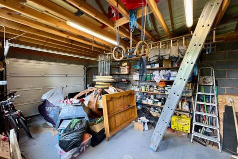 Garage.jpg