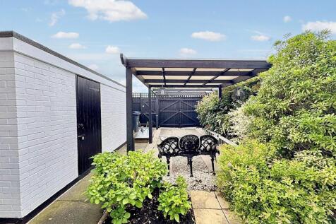 Garden 1 (5).jpg